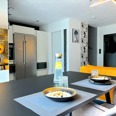 Luxus Maisonette-apartment - Werde Zum Koenig In Der Traumwelt Beerfelde *