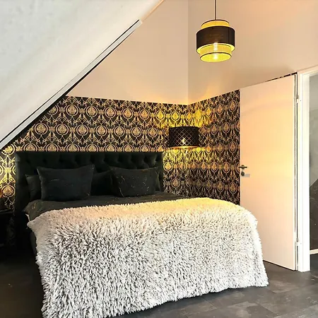 Luxus Maisonette-apartment - Werde Zum Koenig In Der Traumwelt Beerfelde Steinhofel