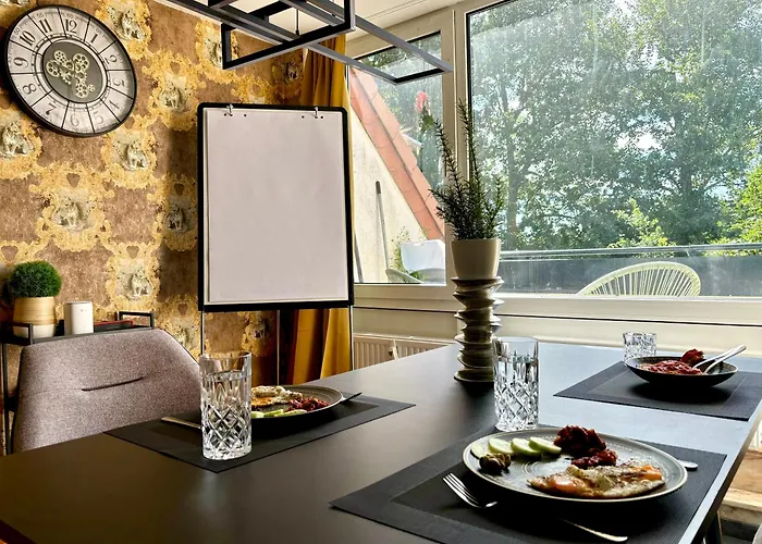 Luxus Maisonette-apartment - Werde Zum Koenig In Der Traumwelt Beerfelde